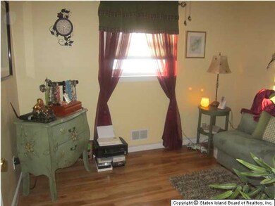 342 Fairbanks Ave, Staten Island, NY 10306 - photo 7