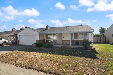 15839 Via Cordoba, San Lorenzo, CA 94580 - photo 5