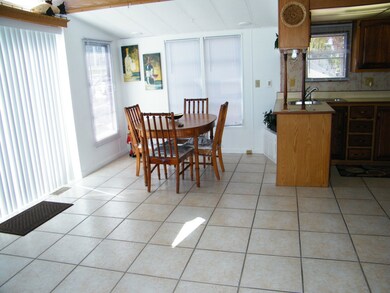 NICE SIZED DINING AREA