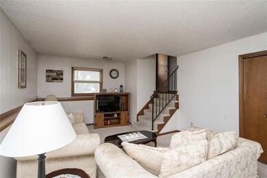 1842 E Park Ave, Des Moines, IA 50320 - photo 4