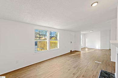 363 Goldsmith Rd, Simpsonville, SC 29681 - photo 4