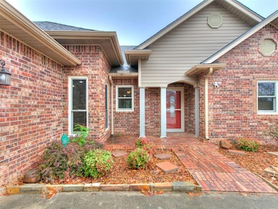 661 Lakeside Dr, Noble, OK 73068 - photo 5