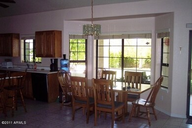 eat in dining room