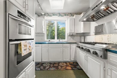 63 Searles Rd, Windham, NH 03087 - photo 7