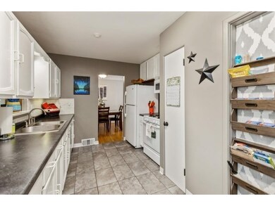 2108 53rd St, Des Moines, IA 50310 - photo 7