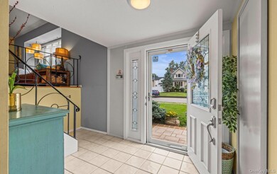 11 Dartmouth Dr, Plainview, NY 11803 - photo 5