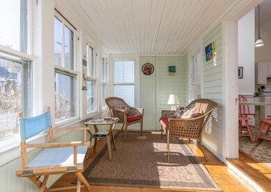 22 W Elm St Yarmouth ME 04096-large-005-