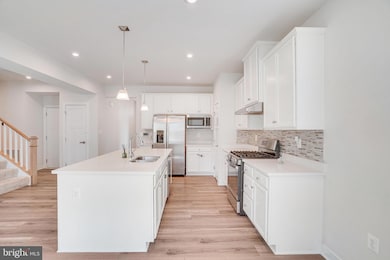 484 Bridgepoint Dr, Fredericksburg, VA 22405 - photo 6