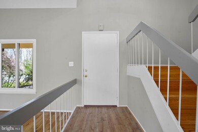 11628 Brandy Hall Ln, North Potomac, MD 20878 - photo 5