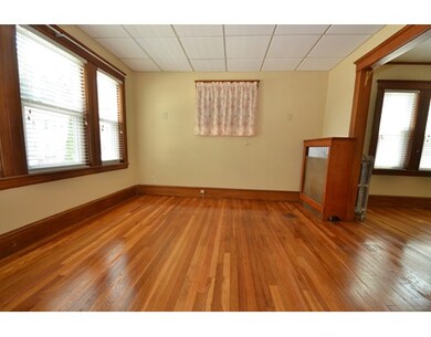 301 Beech St unit 1, Roslindale, MA 02131 - photo 3