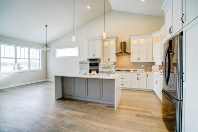 5160 E Cheryl Pkwy, Fitchburg, WI 53711 - photo 2