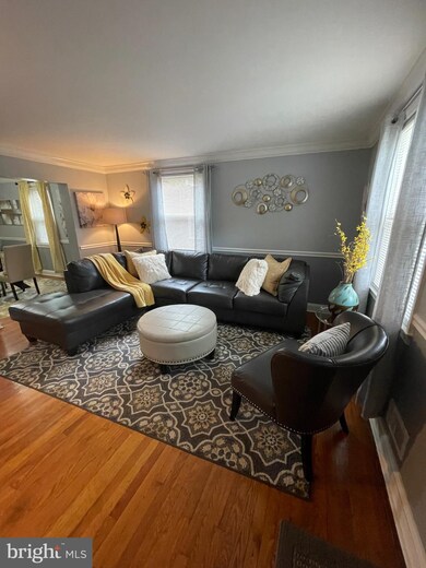 430 S Wickham Rd, Baltimore, MD 21229 - photo 4