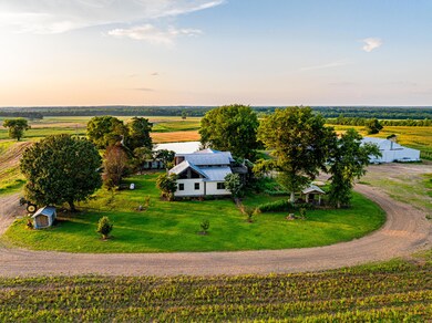 1825 Old Vinton Rd, West Point, MS 39773 - photo 5