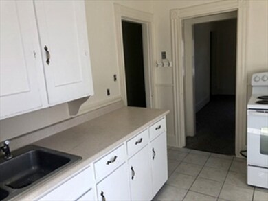 10 Mccarthy St unit 2, Franklin, MA 02038 - photo 2