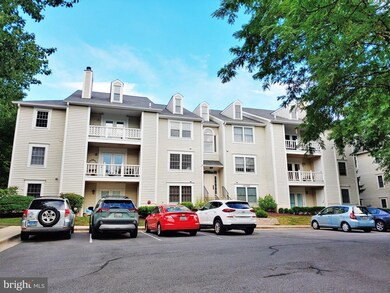 12200 Eagles Nest Ct unit J, Germantown, MD 20874 - photo 2