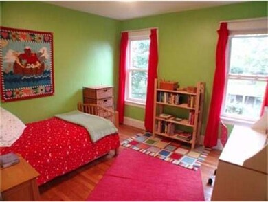 9 Barlow St unit 3, Jamaica Plain, MA 02130 - photo 6