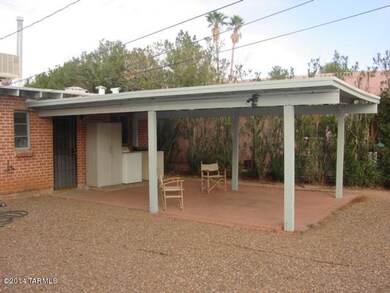 Backyard Covered Patio