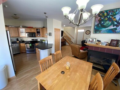 70 S Gardens Way unit 401, Fitchburg, WI 53711 - photo 6