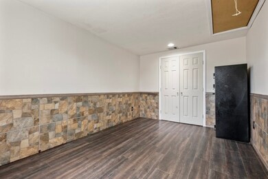 7501 Kingsley St, Houston, TX 77087 - photo 6