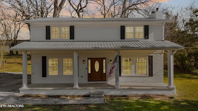 119 Baumgartner Rd, Harriman, TN 37748 - photo 2