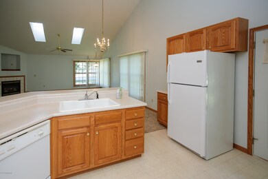 2909 hunters place-107