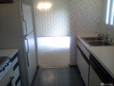 24706 11th Ave S, Des Moines, WA 98198 - photo 5