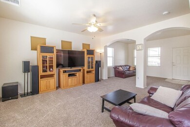 6) FAMILY ROOM