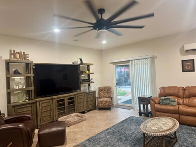 804 W Michigan Ave, Fresno, CA 93705 - photo 6