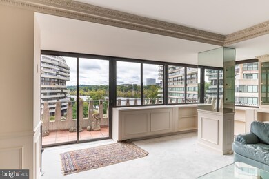 Watergate East Residences unit 604-N, Washington, DC 20037 - photo 6