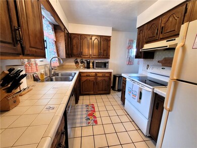 All appliances included!