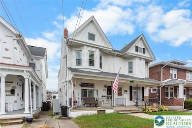 657 Walnut St, Emmaus, PA 18049 - photo 4