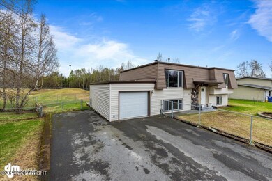 02-Exterior Front 20240509-DW-1282