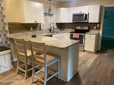 2 Wildwood Trail