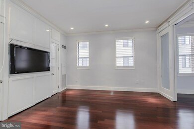 2123 California St NW unit D8, Washington, DC 20008 - photo 5