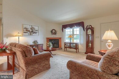 122 Arbor Dr, Myerstown, PA 17067 - photo 4