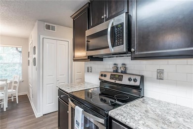 509 Cypress Pointe St, Alpharetta, GA 30022 - photo 7