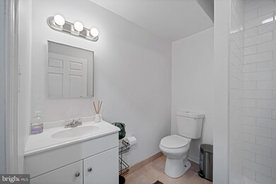 6028 Hardwick Place, Falls Church, VA 22041 - photo 7