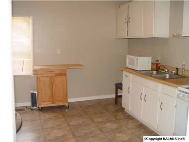 308 Brown Ave, Rainbow City, AL 35906 - photo 5