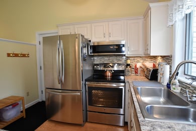 2 Riverbend Dr, Yarmouth, ME 04096 - photo 7