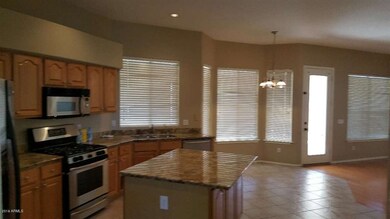 Kitchen/Bfast area