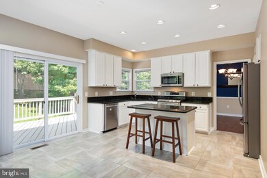 5690 Northton Ct, Woodbridge, VA 22193 - photo 7