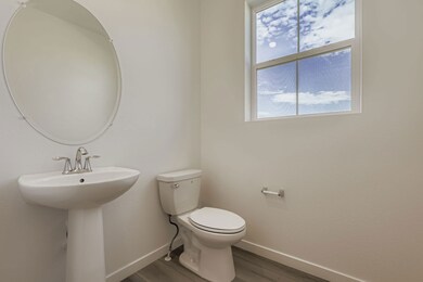 732 N Bently St  Powder Bath