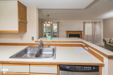 Kitchen_6172-SMALL
