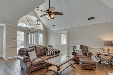 825 Shady Lake Dr, Bedford, TX 76021 - photo 5