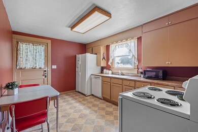 214 N Walnut St, Genoa, NE 68640 - photo 5