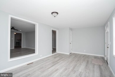 526 E William St, Salisbury, MD 21804 - photo 4