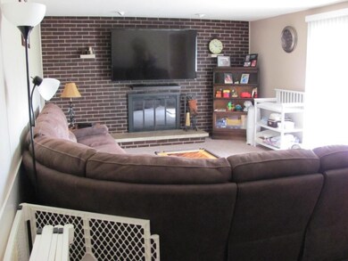 1699 Sandhurst Rd, Columbus, OH 43229 - photo 2