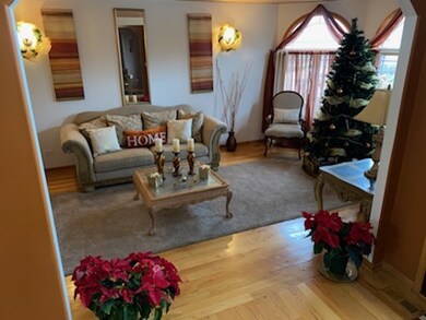 4853 Castle Dargan Dr, Country Club Hills, IL 60478 - photo 4