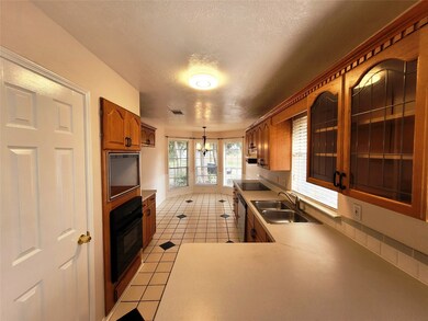 15638 Highfield Dr, Houston, TX 77095 - photo 6