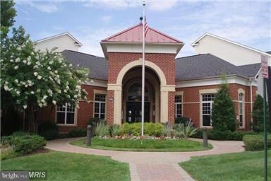 11327 Aristotle Dr unit 5-307, Fairfax, VA 22030 - photo 2